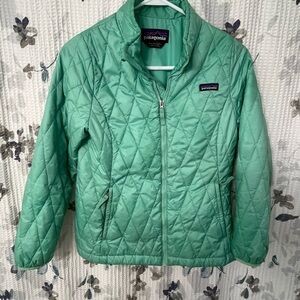 Patagonia Girls Nano Puff Insulated Diamond Quilted Jacket. Size XL